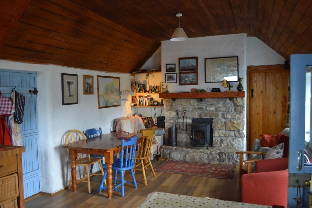 Дома для отпуска Marsh Cottage Moneygold